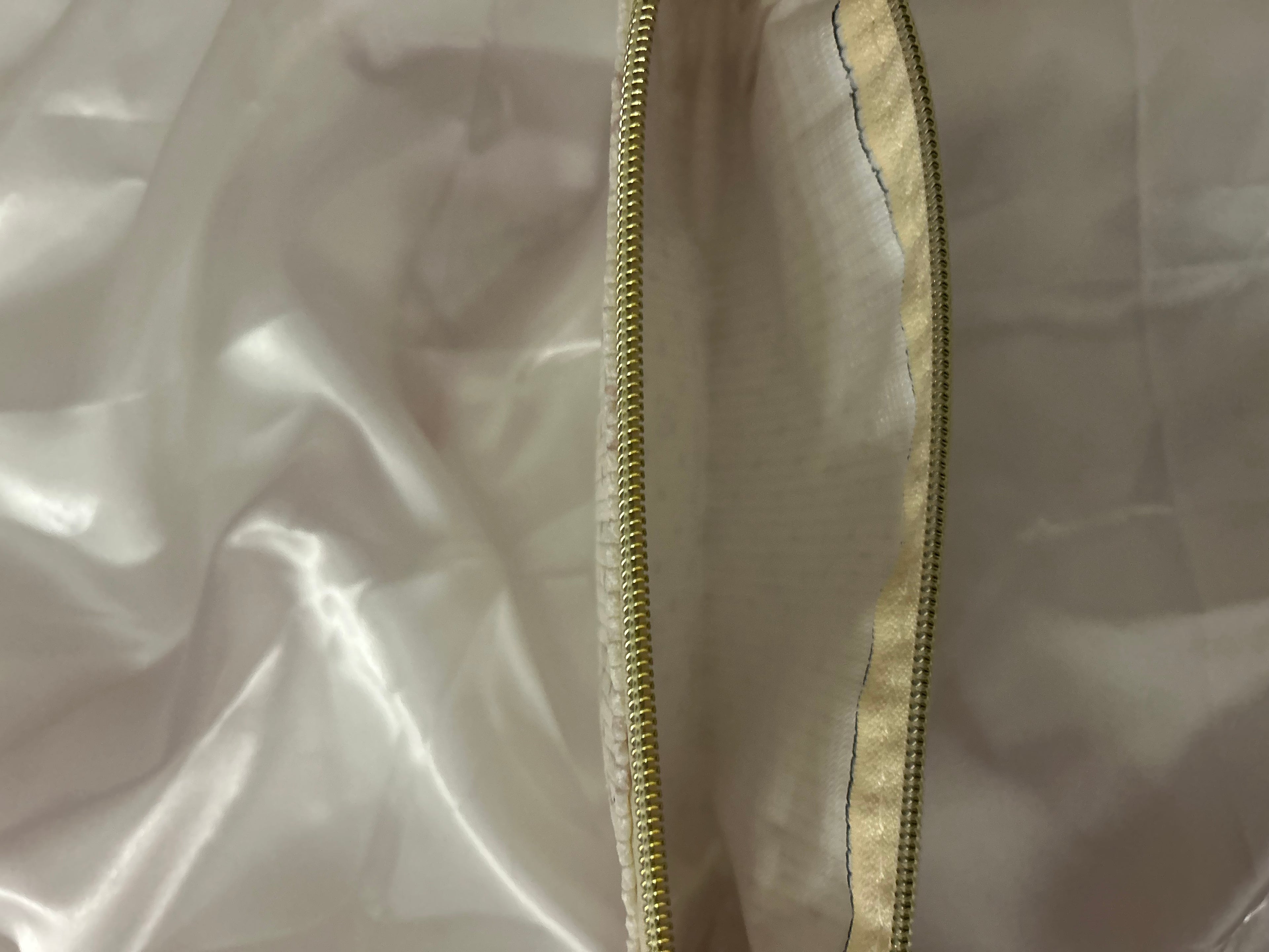 Dainty bow pencil case